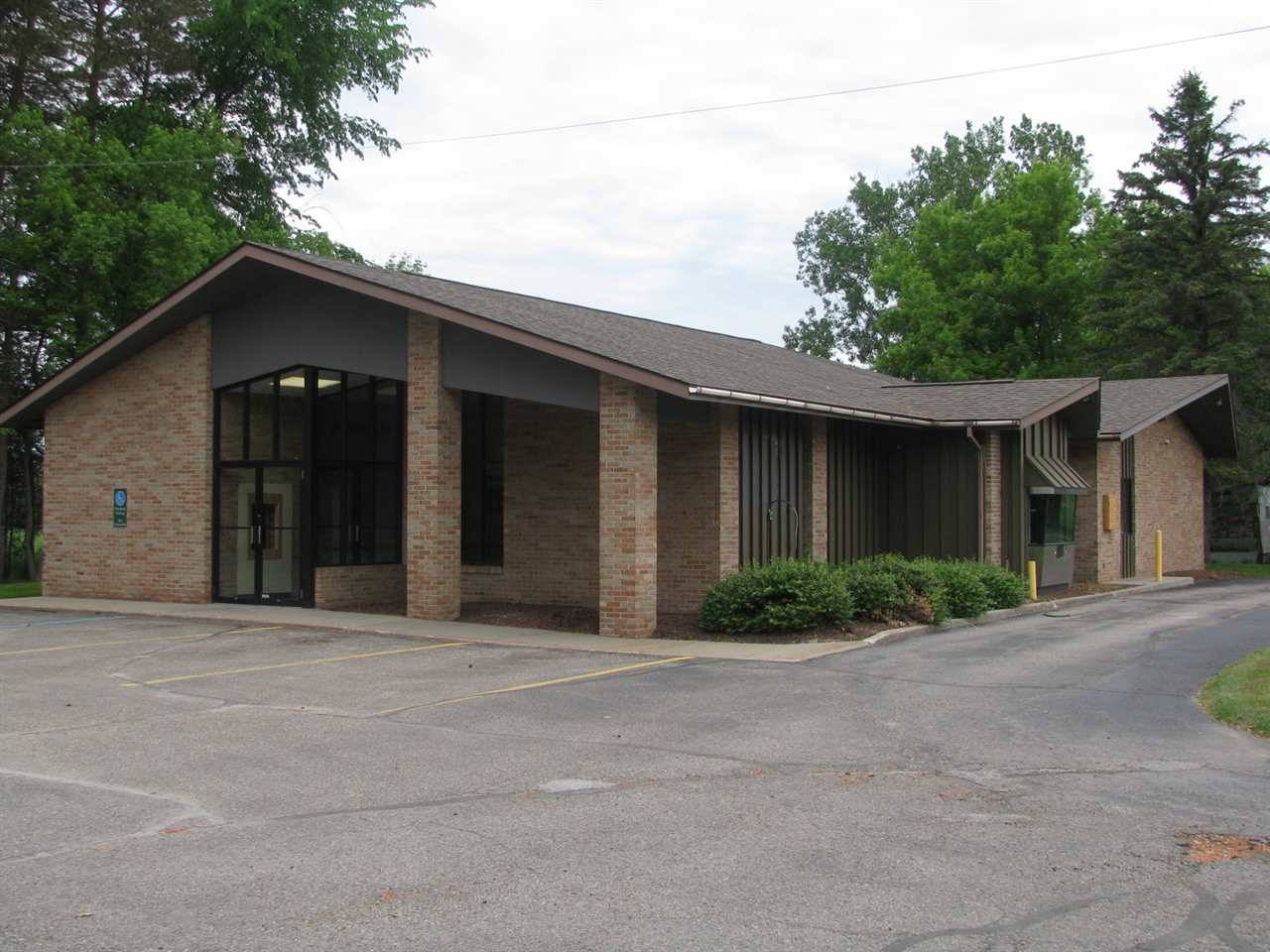 205 N Bullock ST, Burleigh Twp, MI 48770