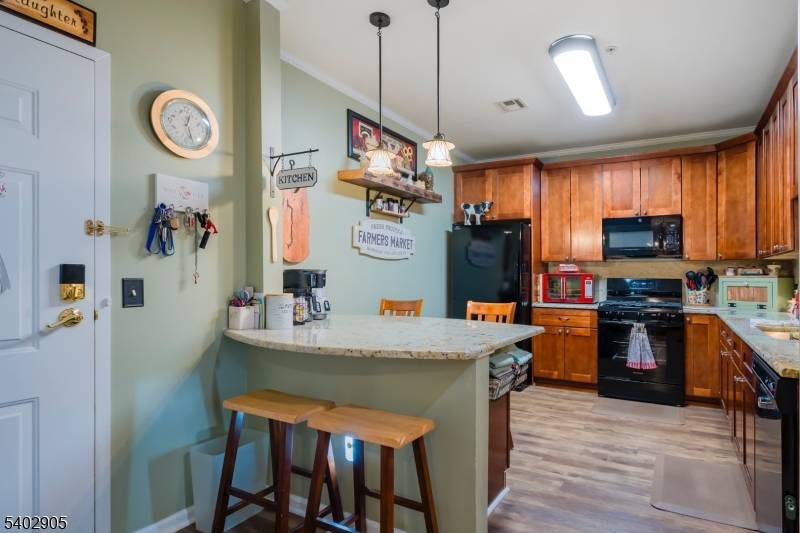 Woodbridge Twp., NJ 07095,319 Regency Pl #319