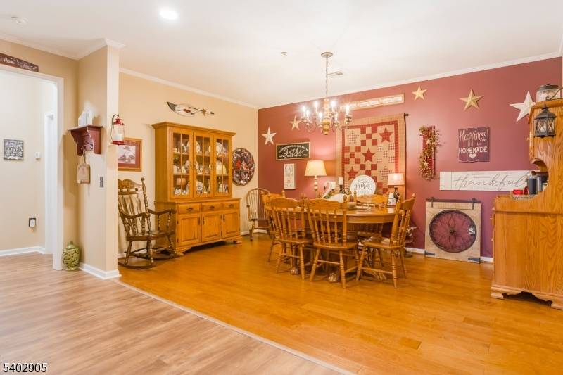 Woodbridge Twp., NJ 07095,319 Regency Pl #319