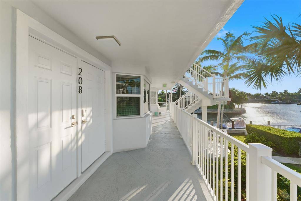Fort Lauderdale, FL 33301,535 Hendricks Isle #208