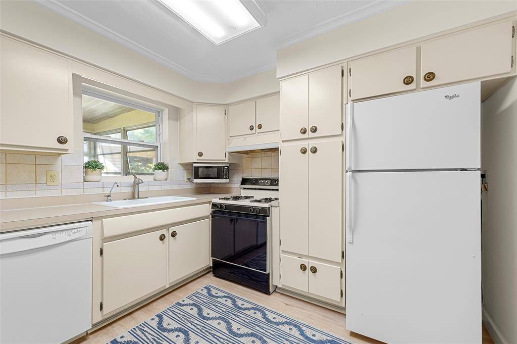 Pompano Beach, FL 33064,2941 NE 8th Ave