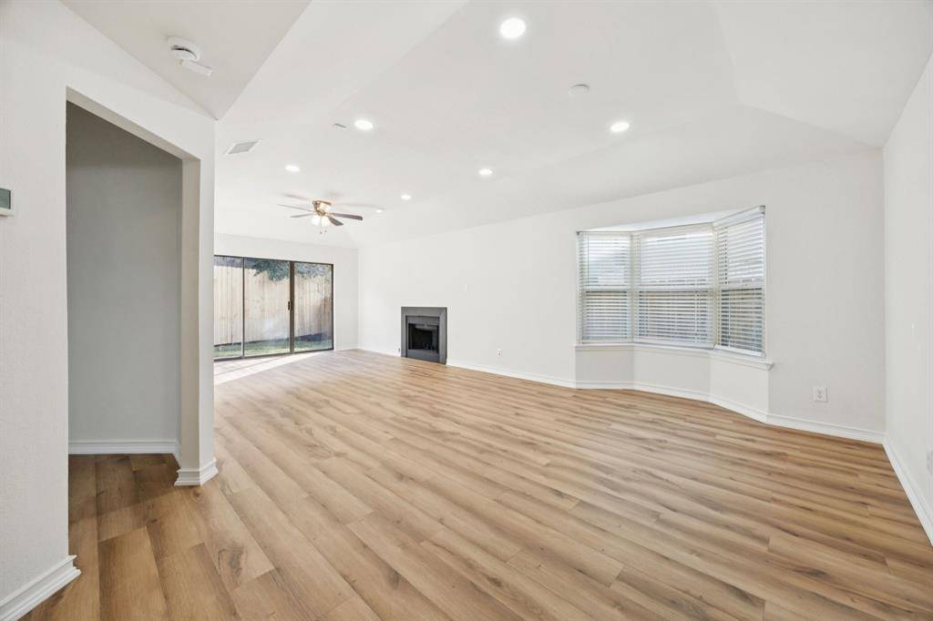 Bedford, TX 76021,3008 Everest Drive