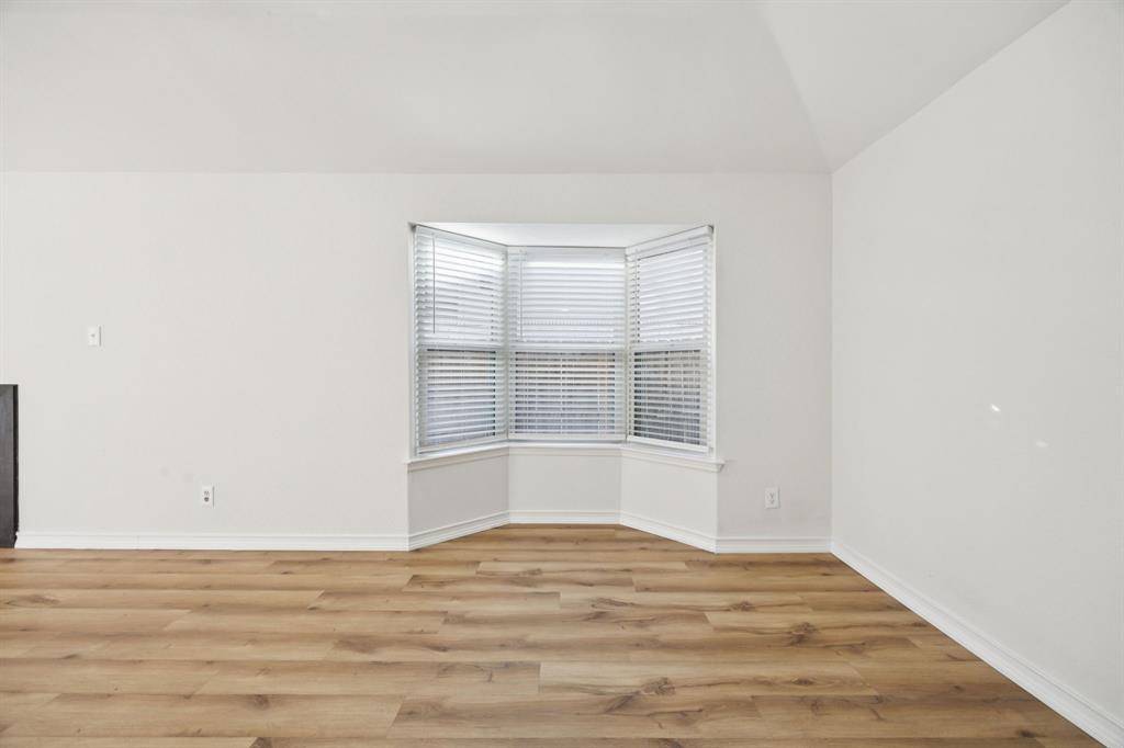 Bedford, TX 76021,3008 Everest Drive