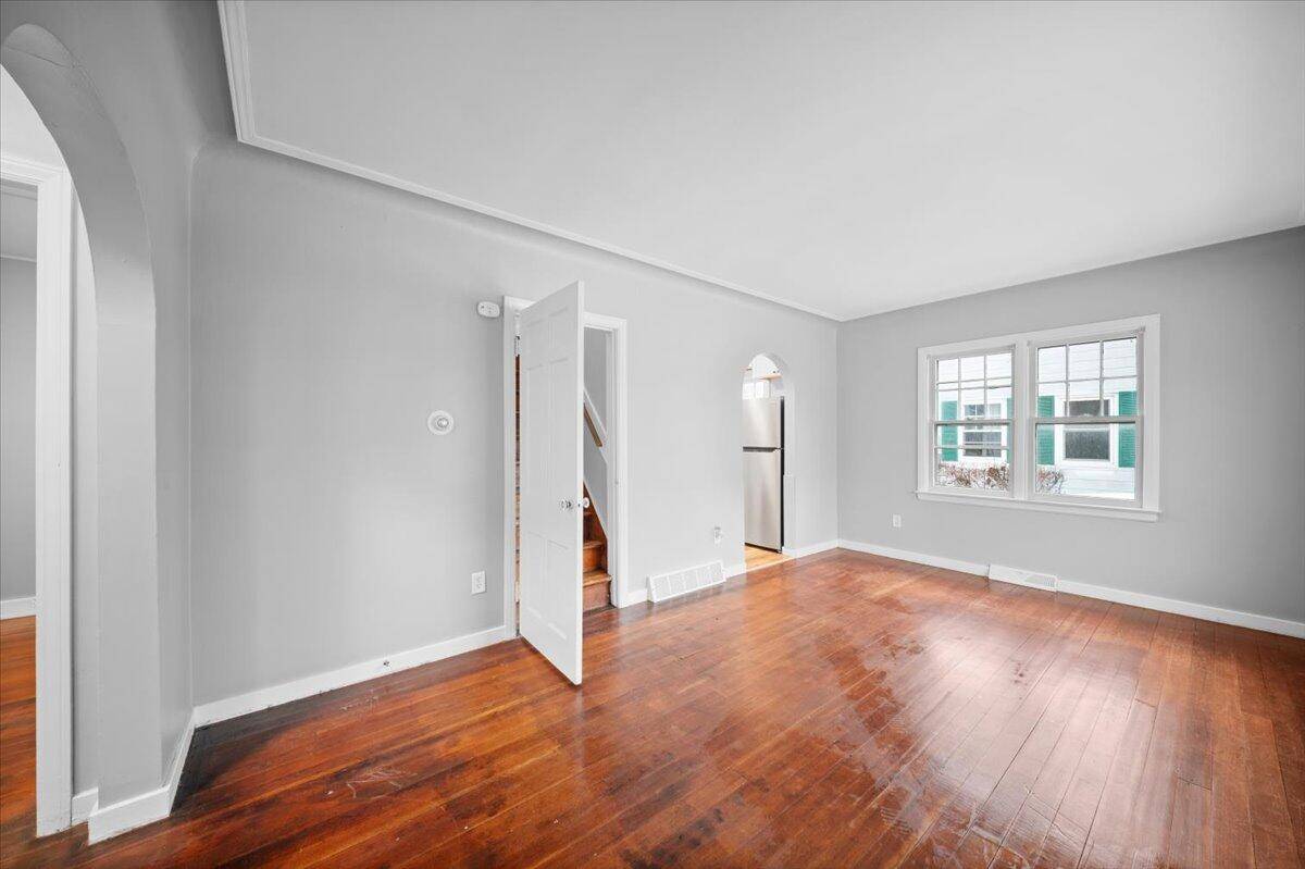 Lowell, MI 49331,713 N Jefferson ST