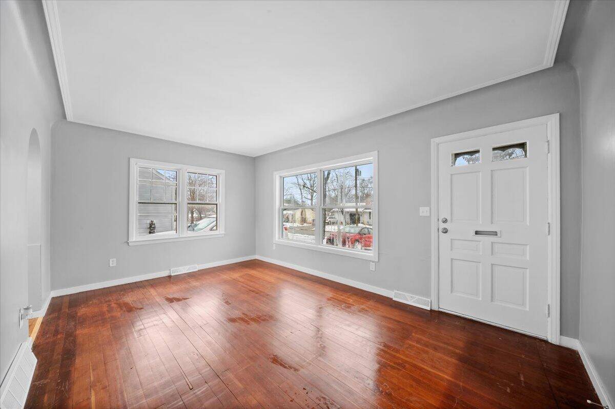 Lowell, MI 49331,713 N Jefferson ST