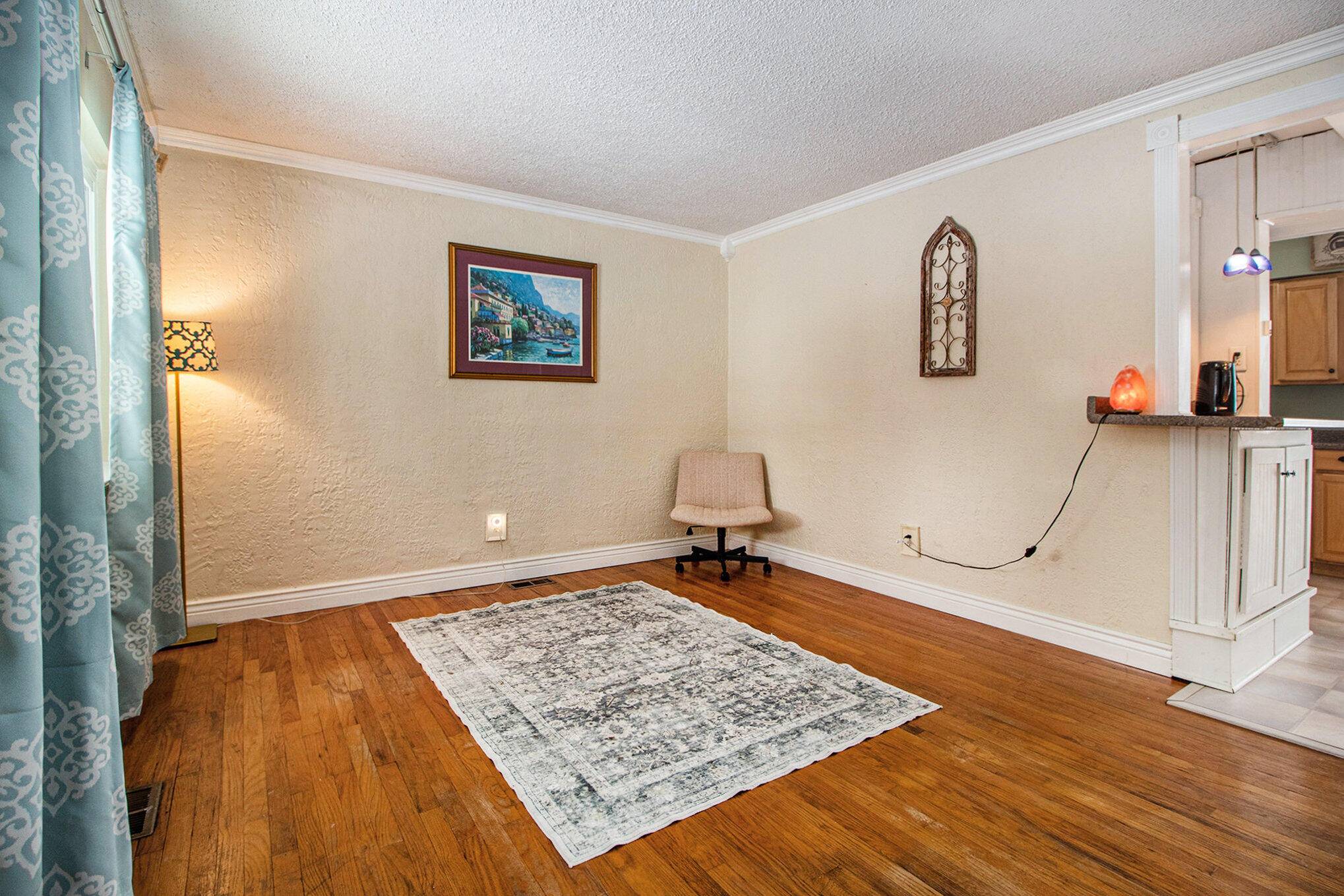 Ypsilanti, MI 48198,1261 Pageant AVE