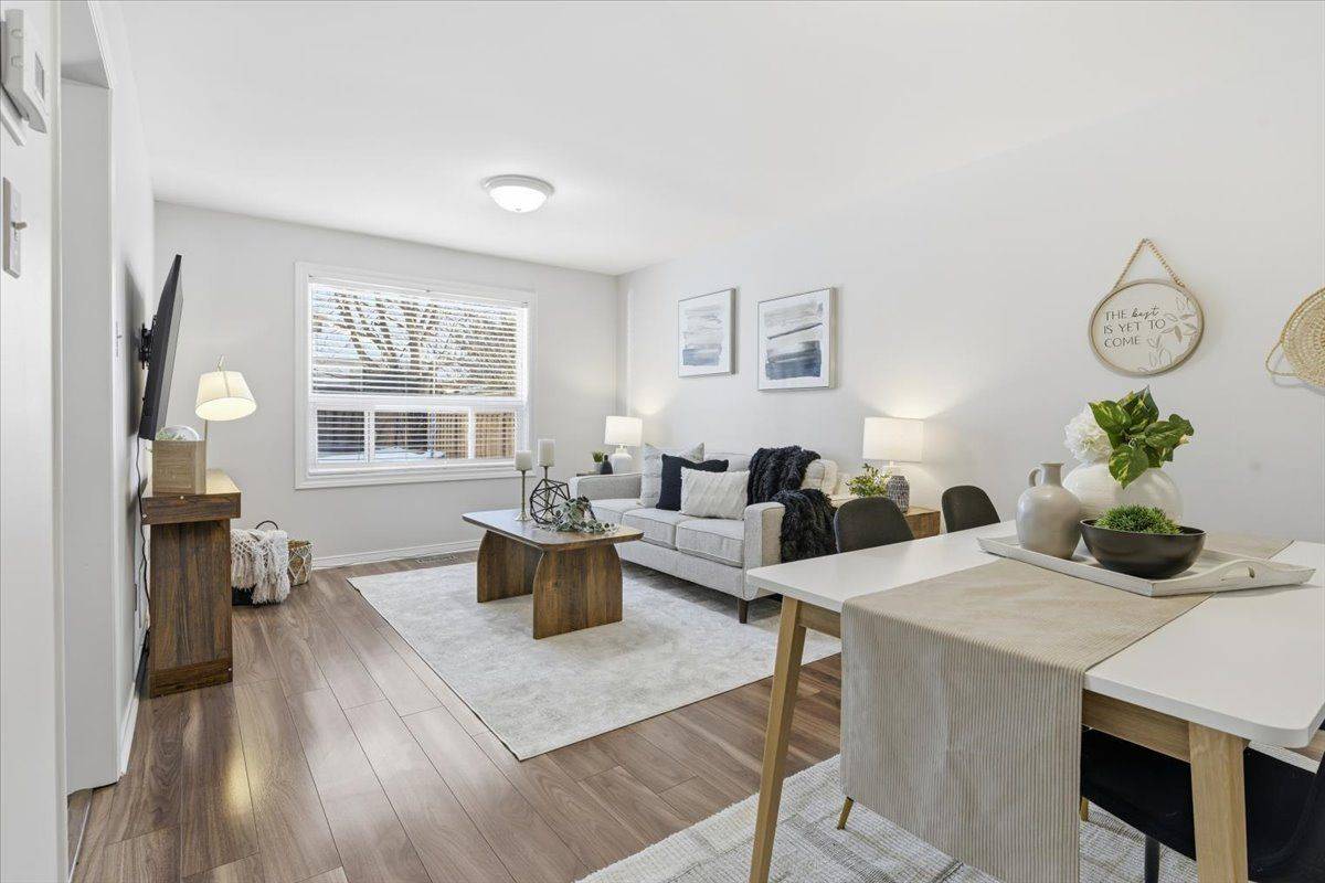 Clarington, ON L1C 4L8,54 Farncomb CRES