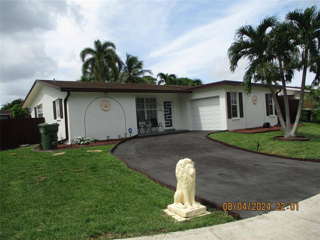 Pembroke Pines, FL 33024,9330 NW 10th St