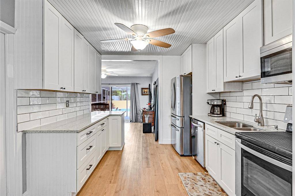 Oakland Park, FL 33334,111 NE 46th St