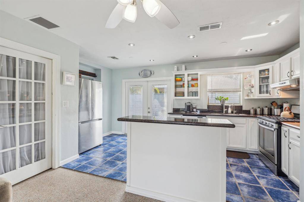 Wilton Manors, FL 33311,2216 NW 2nd Ave