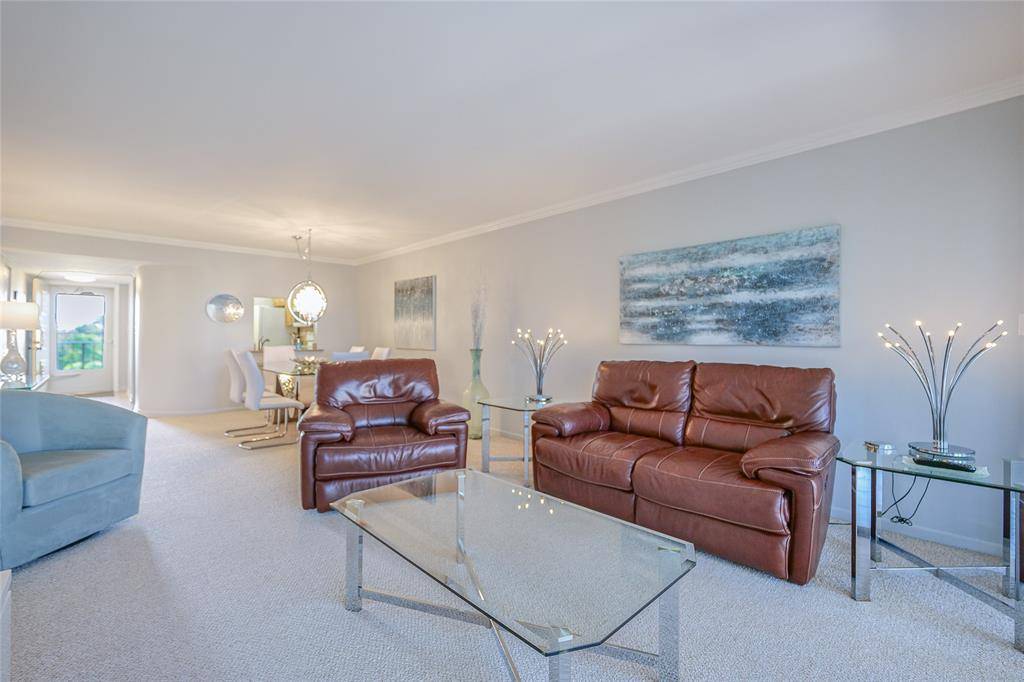 Lauderhill, FL 33319,3920 Inverrary Blvd #604-C