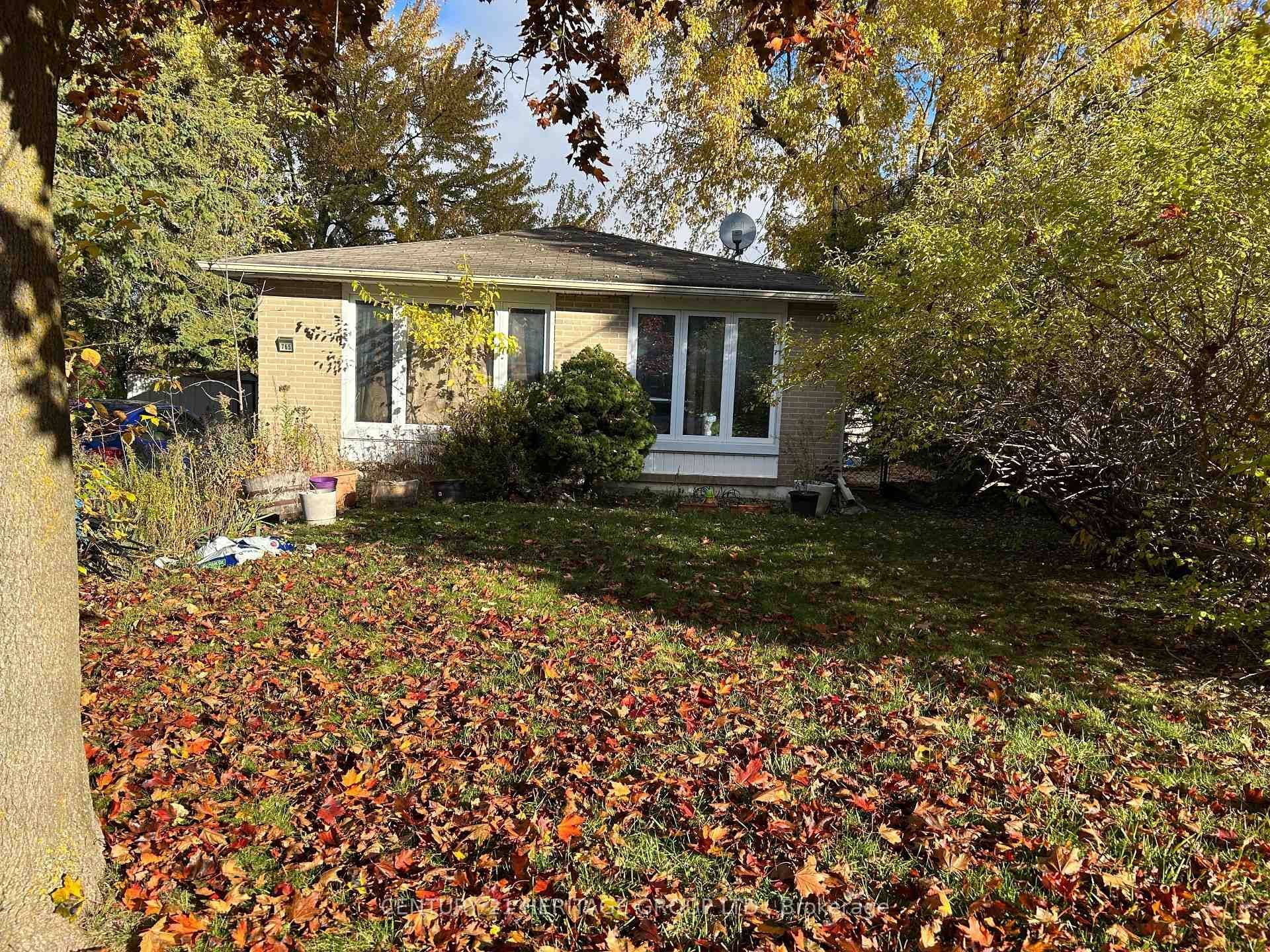 Newmarket, ON L3Y 3B2,765 Greenfield CRES #Main