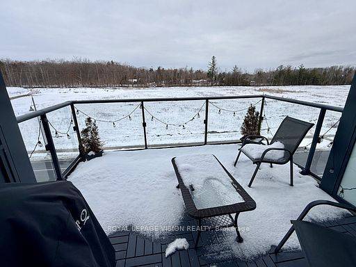 Innisfil, ON L9S 0M3,375 Sea Ray AVE #407