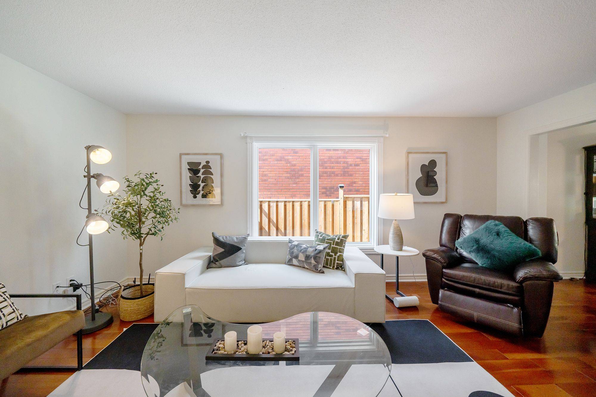 Markham, ON L3P 7G4,8 Woodlawn RD