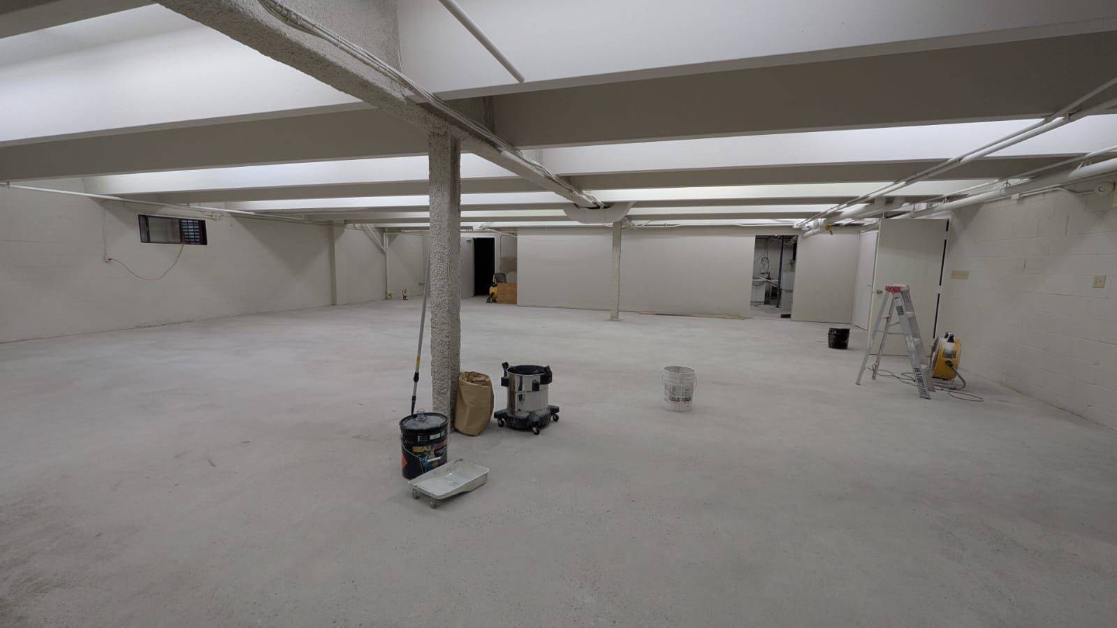 Richmond Hill, ON L4C 3E4,10794 Yonge ST #Lower