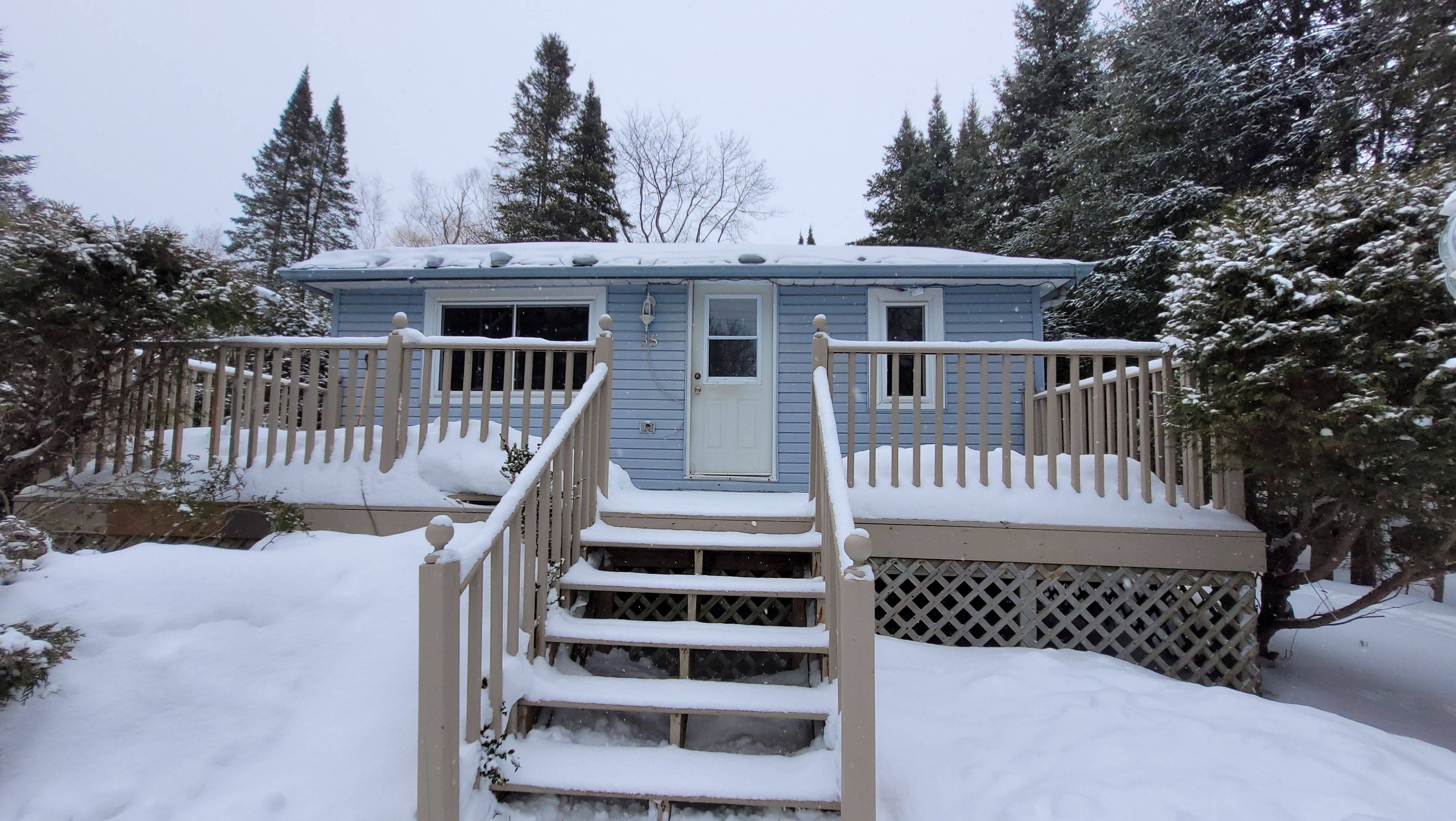 Wasaga Beach, ON L9Z 1Y5,35 47th ST N