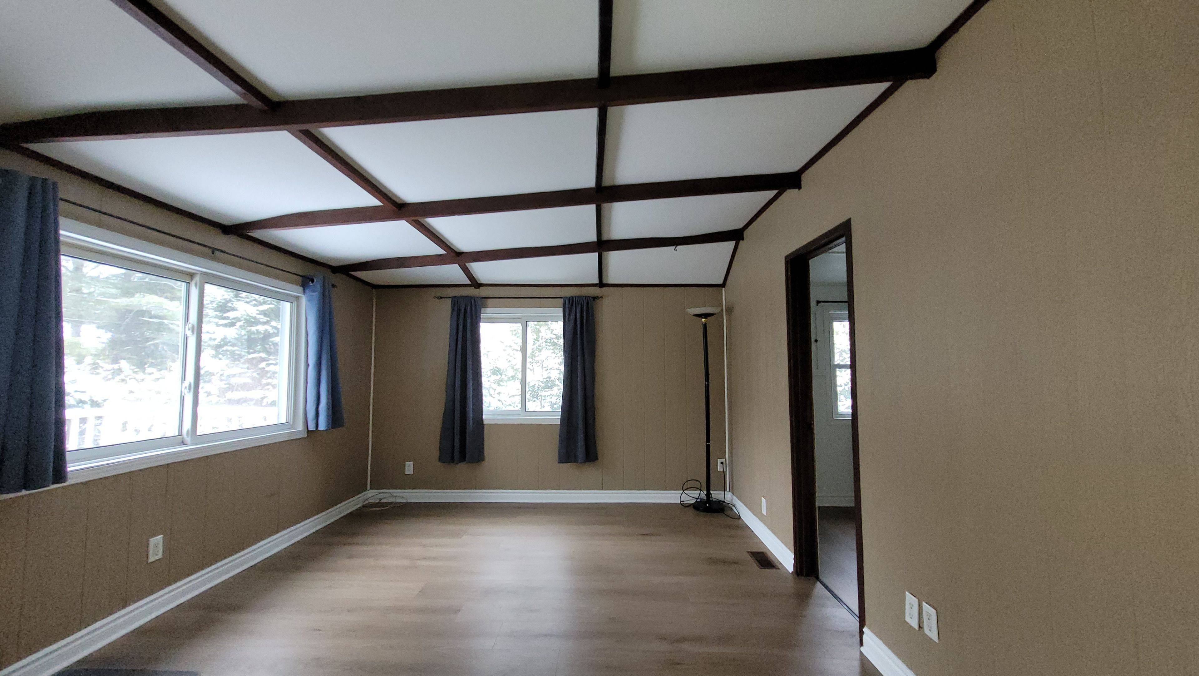 Wasaga Beach, ON L9Z 1Y5,35 47th ST N