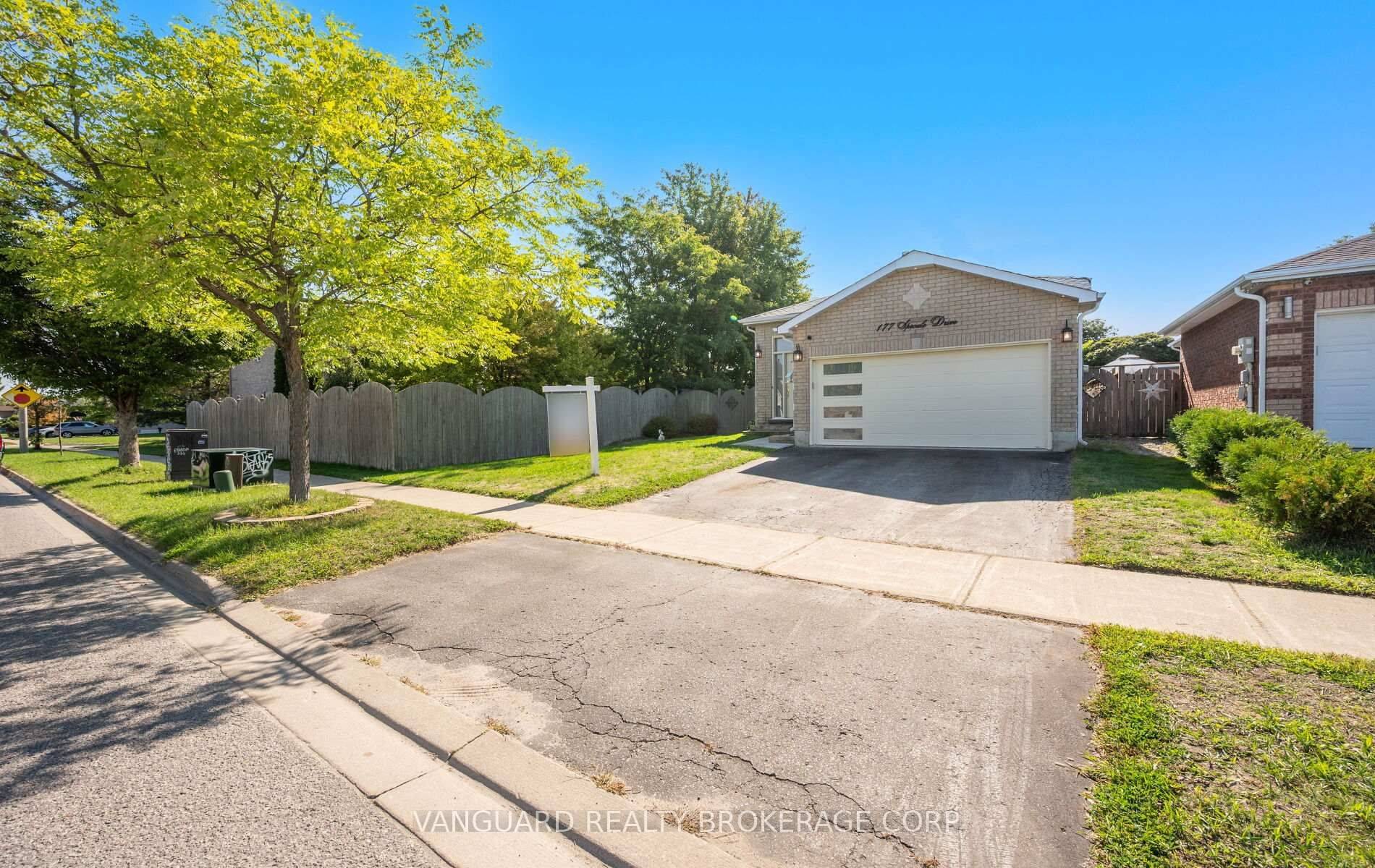 Barrie, ON L4N 0P8,177 Sproule DR