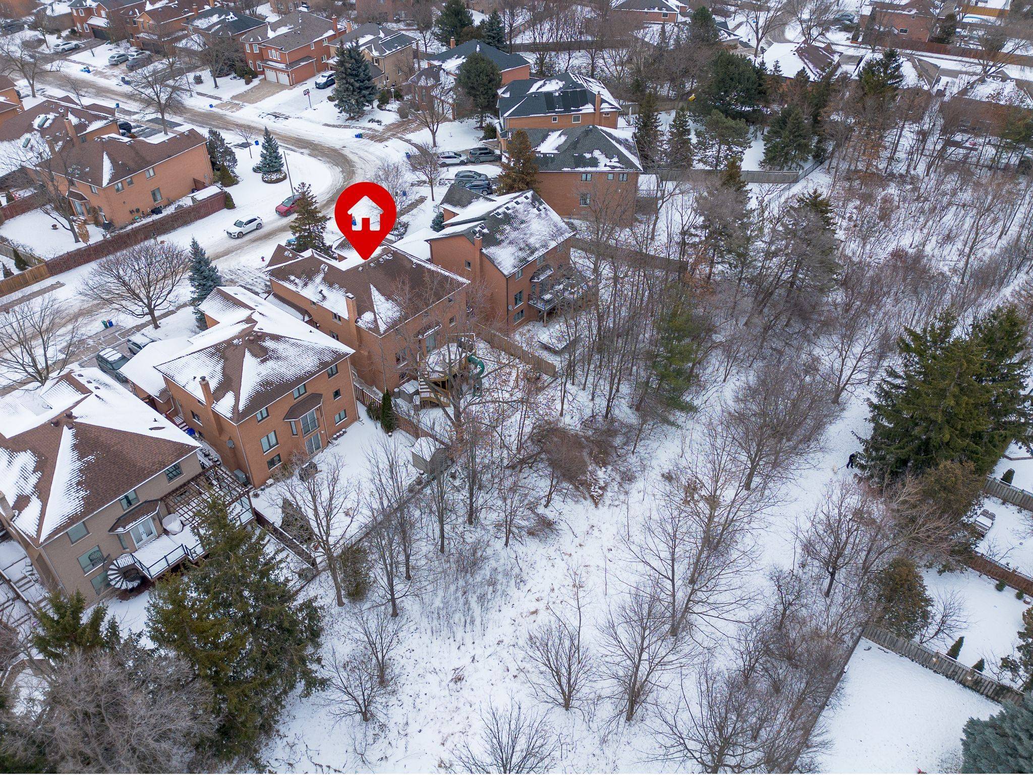 Oakville, ON L6H 5X7,391 March CRES