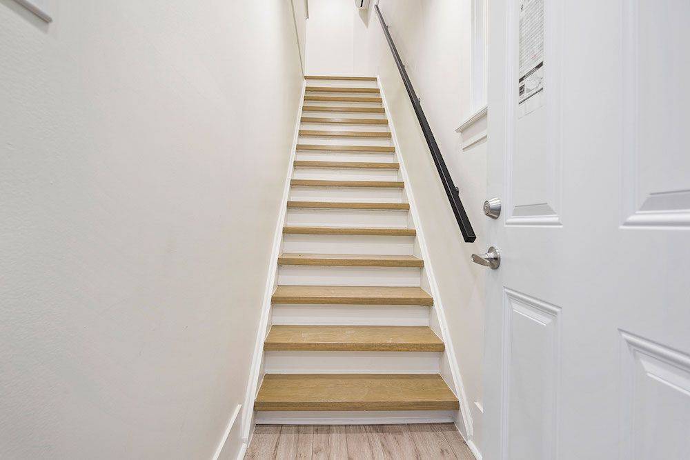 Toronto W01, ON M6K 2N4,46 Cowan AVE #Upper #B