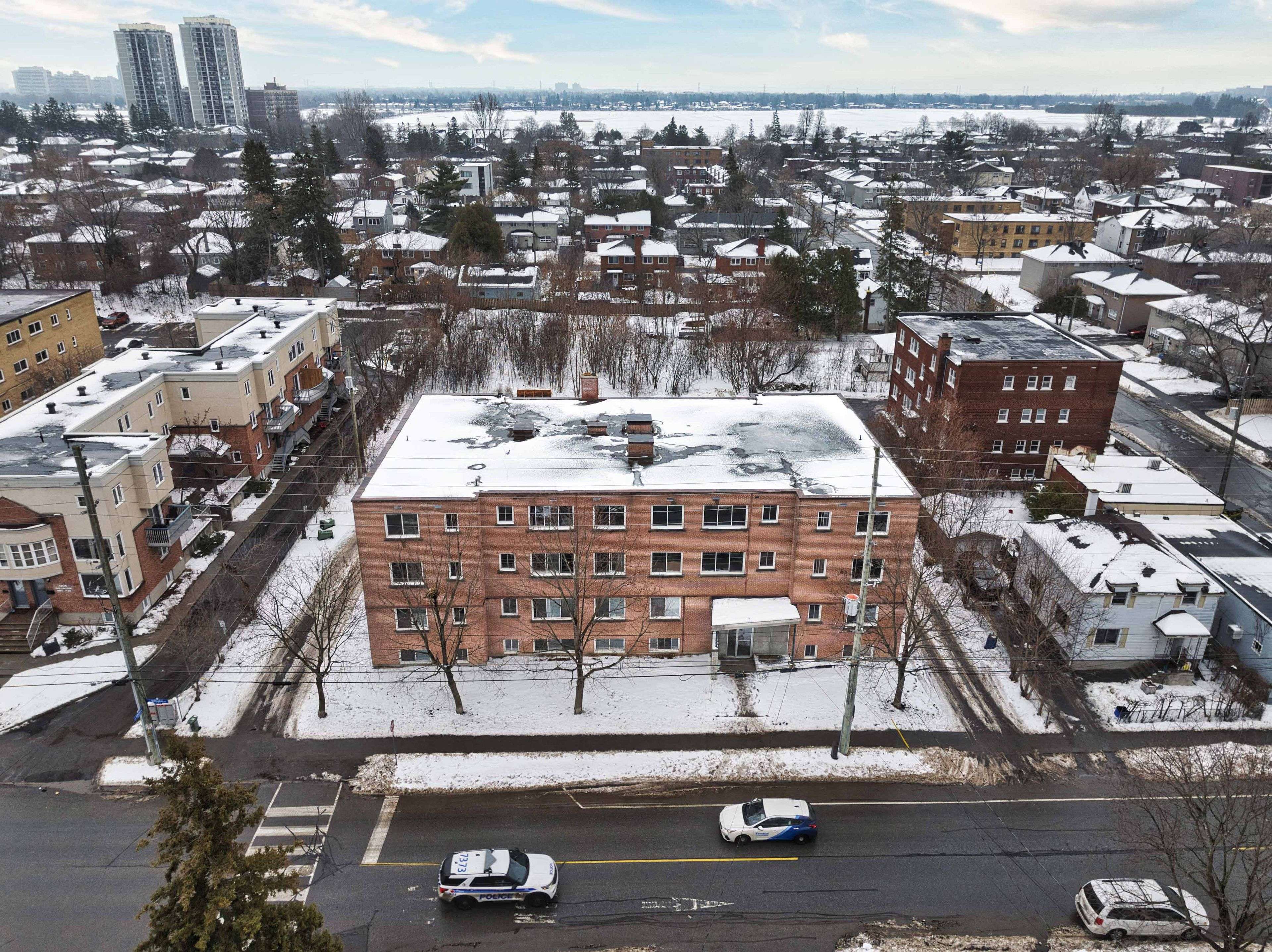 Carlington - Central Park, ON K1Z 7Z4,1216 Shillington AVE