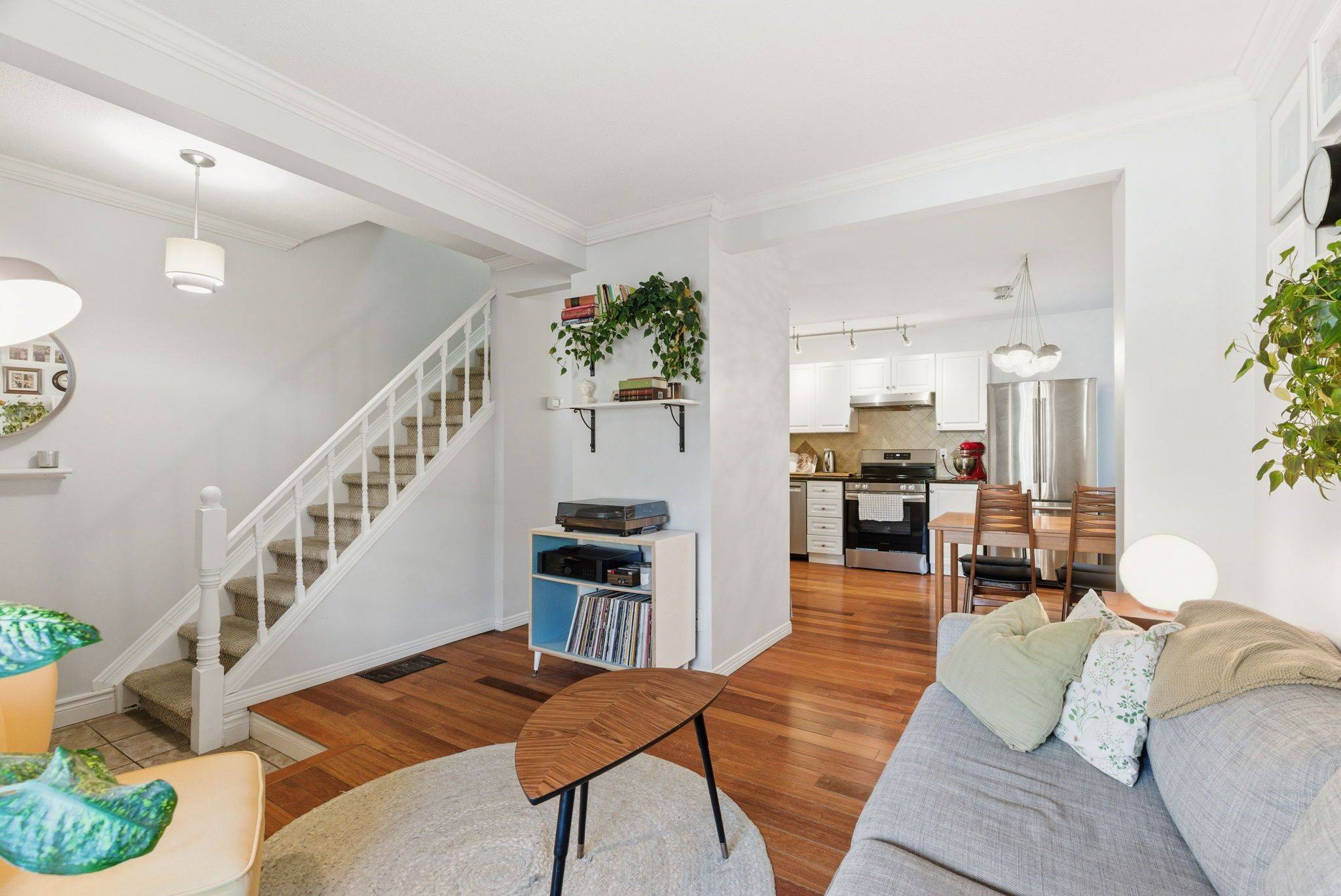 West Centre Town, ON K1R 6Z3,364 Arlington AVE