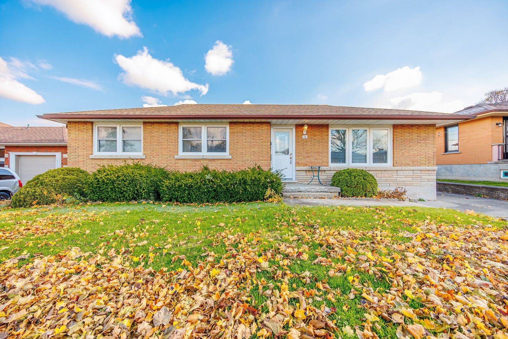 Thorold, ON L2V 3S1,24 Winslow CRES