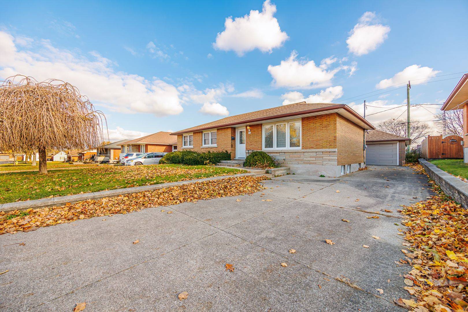 Thorold, ON L2V 3S1,24 Winslow CRES