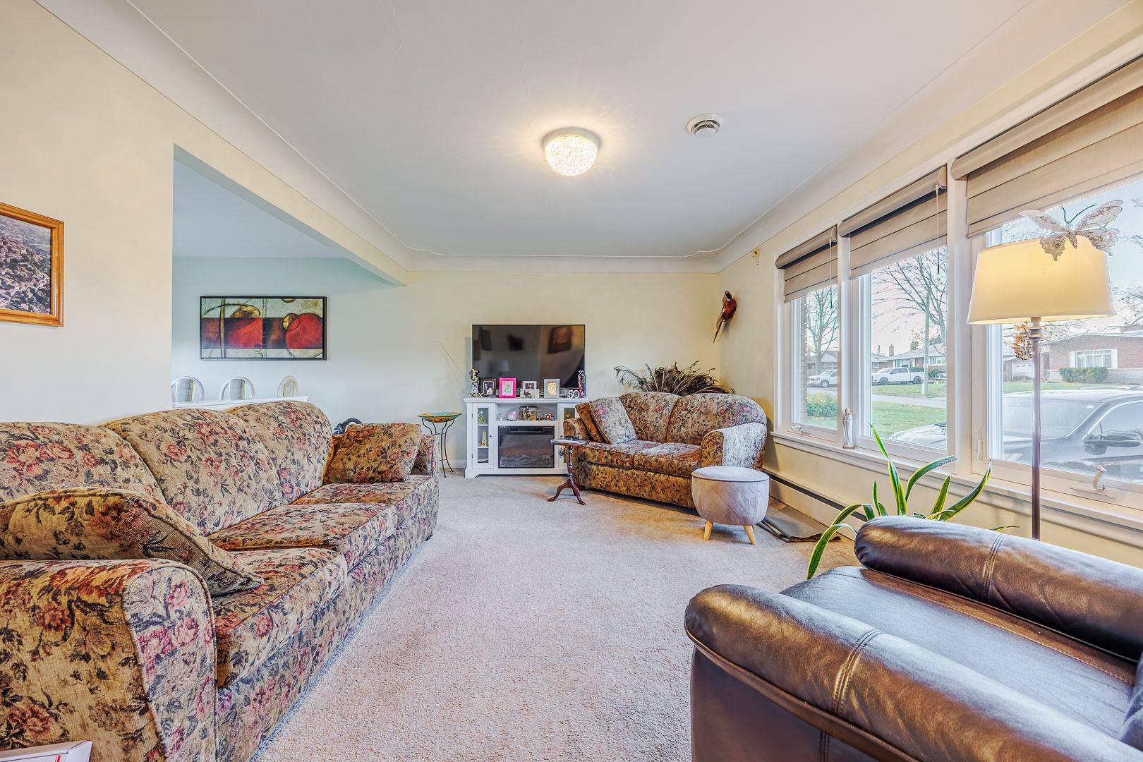 Thorold, ON L2V 3S1,24 Winslow CRES