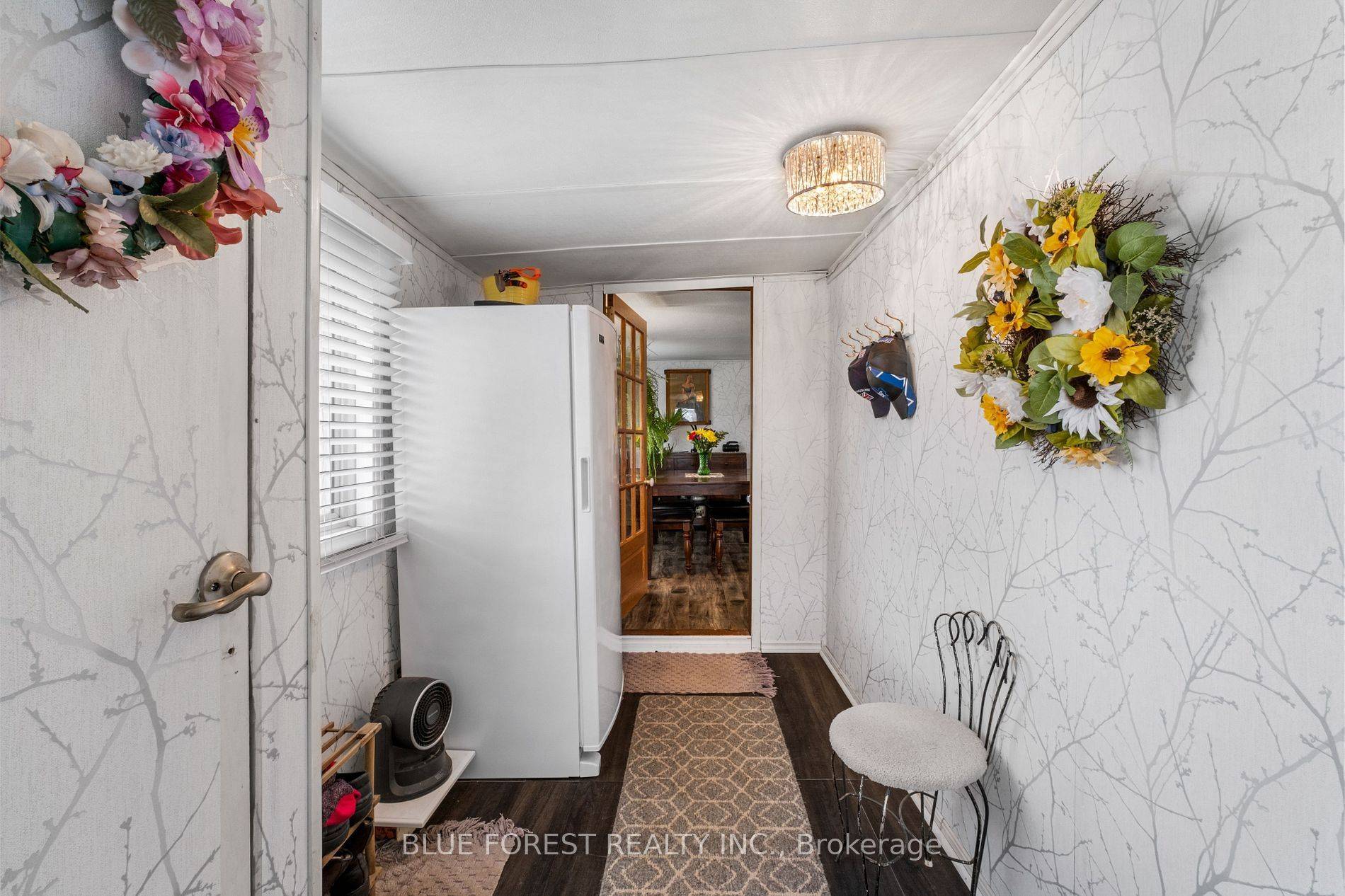 Thames Centre, ON N0L 1G5,3100 Dorchester RD #88