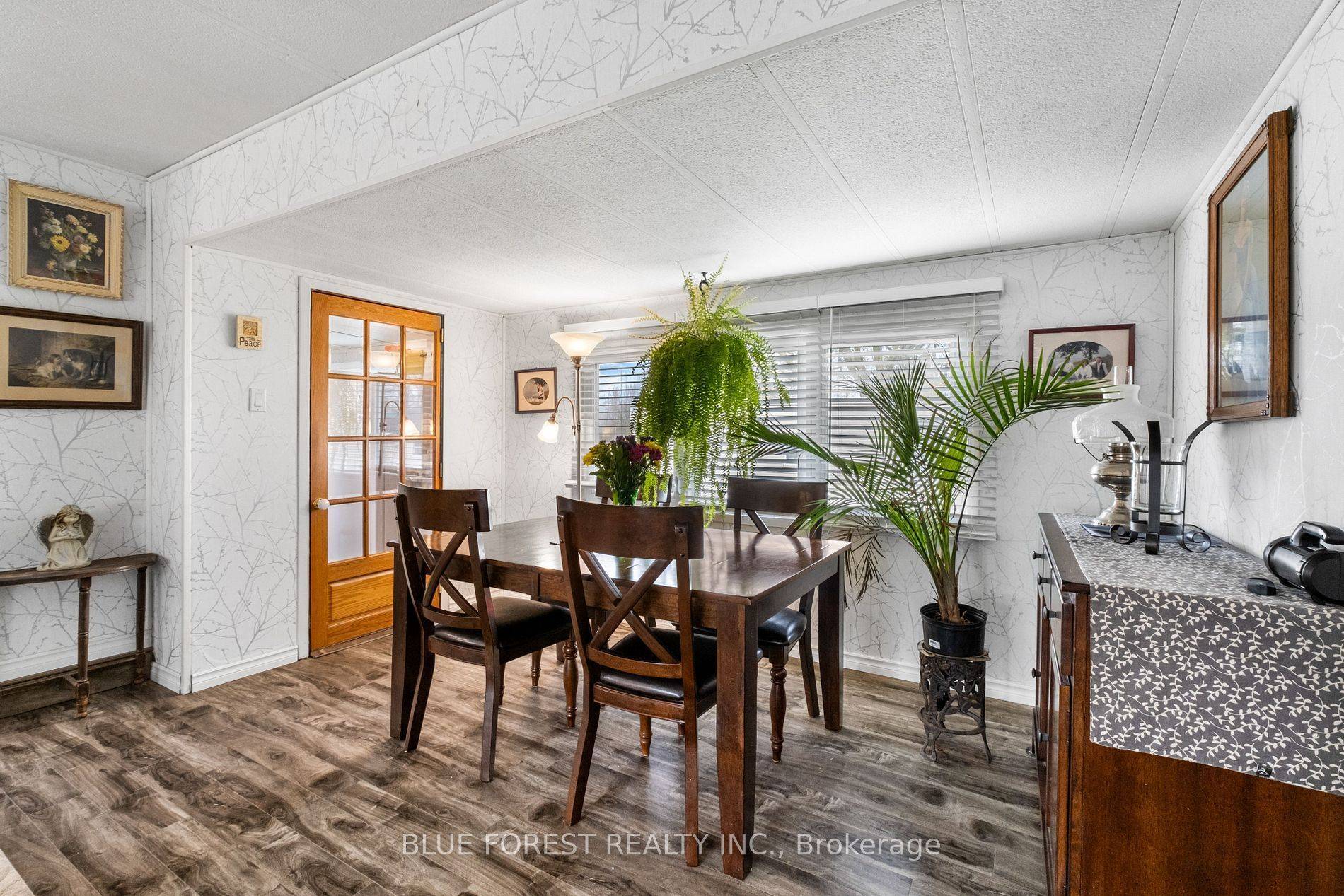 Thames Centre, ON N0L 1G5,3100 Dorchester RD #88