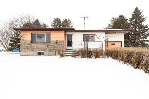 Loyalist, ON K7R 3K6,7139 Cty Rd 2 RD