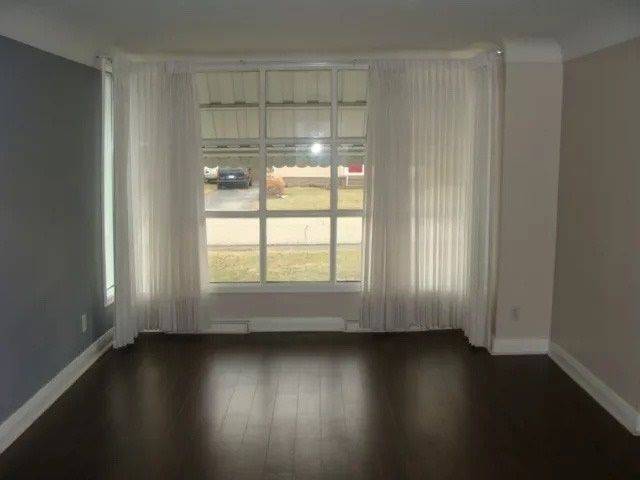 Hamilton, ON L8G 2L6,64 Glenview DR