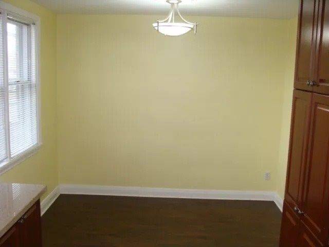 Hamilton, ON L8G 2L6,64 Glenview DR