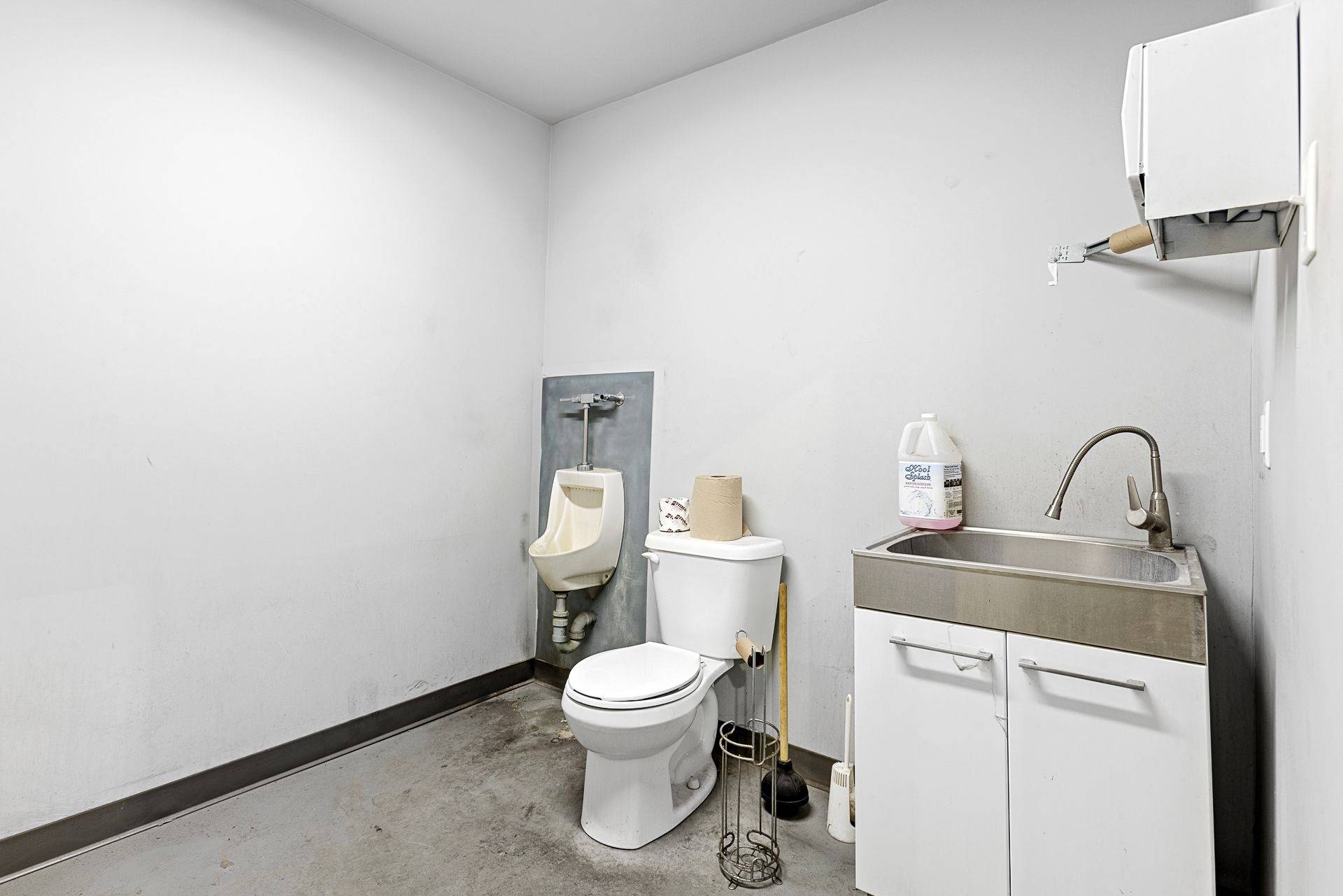 Alta Vista And Area, ON K1B 4T4,1409 Triole ST