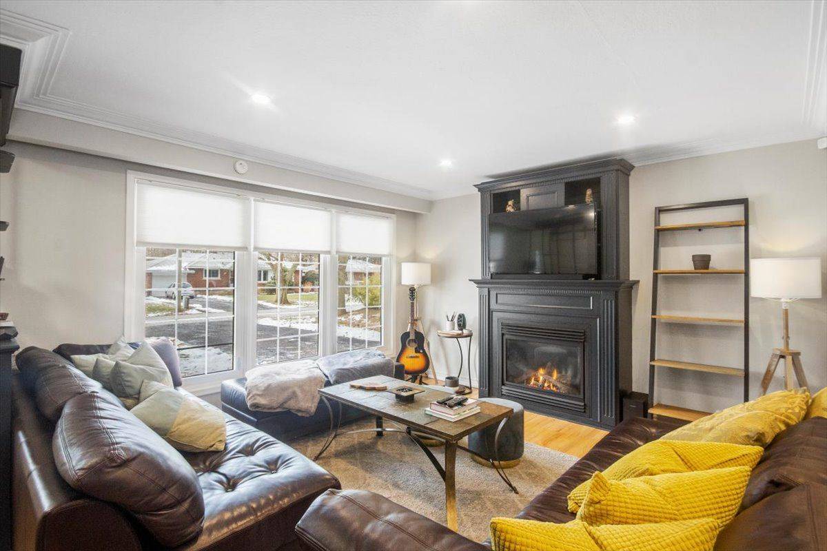 St. Catharines, ON L2M 4S4,19 KENWORTH DR