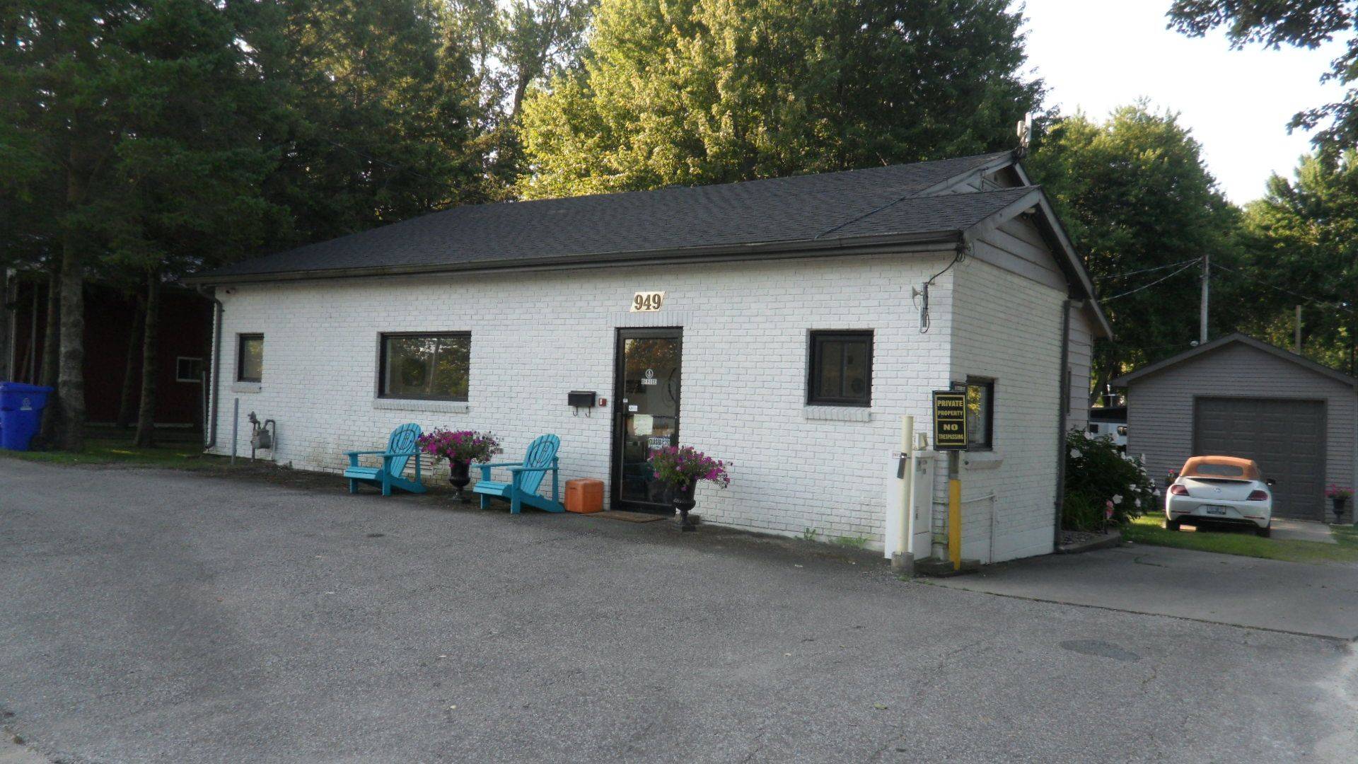 Essex, ON N0R 1G0,949 County Road 50 RD