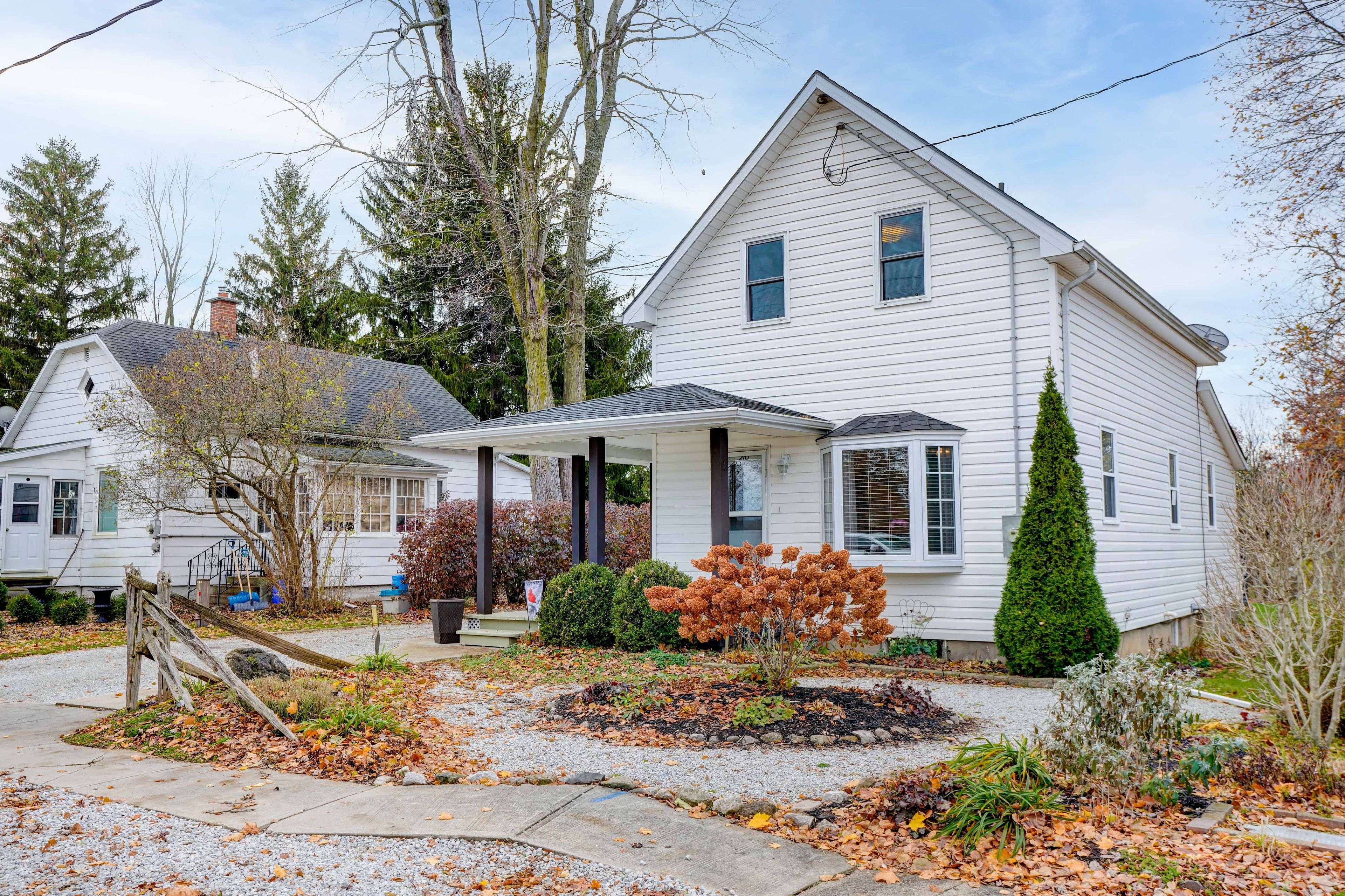 West Elgin, ON N0L 2C0,210 Jane ST