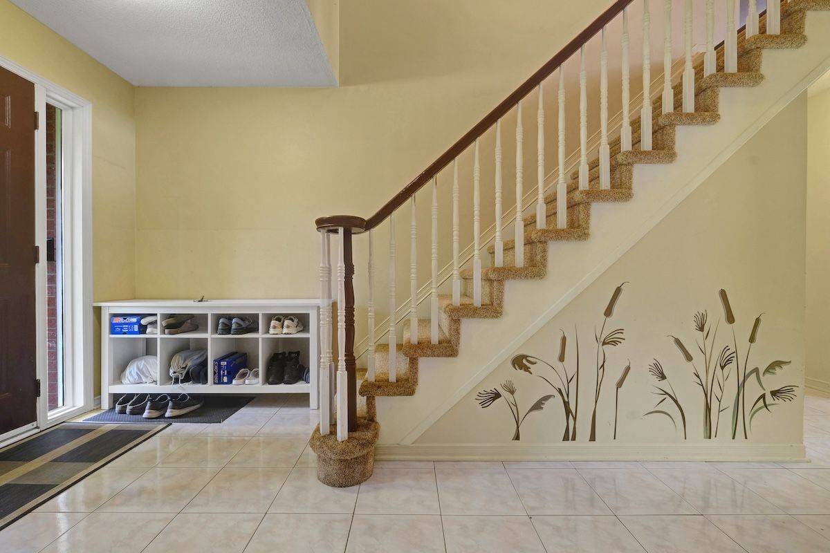 Stittsville - Munster - Richmond, ON K2S 1J3,25 SPINDLE WAY