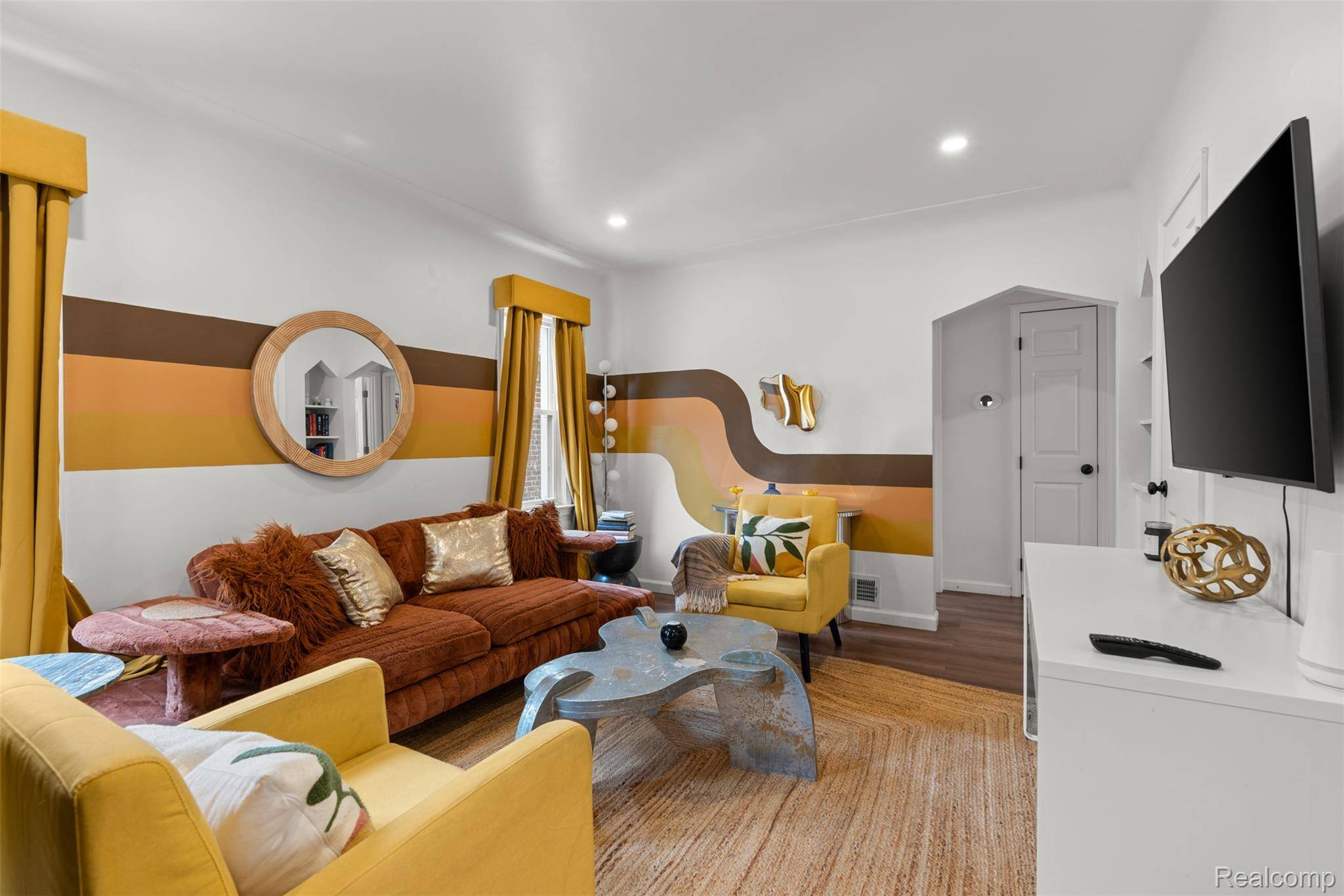 Detroit, MI 48221,16226 Santa Rosa DR