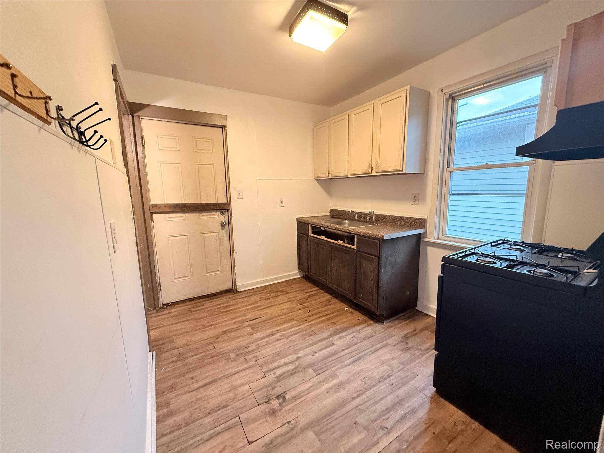 Ecorse, MI 48229,70 W Broadway ST