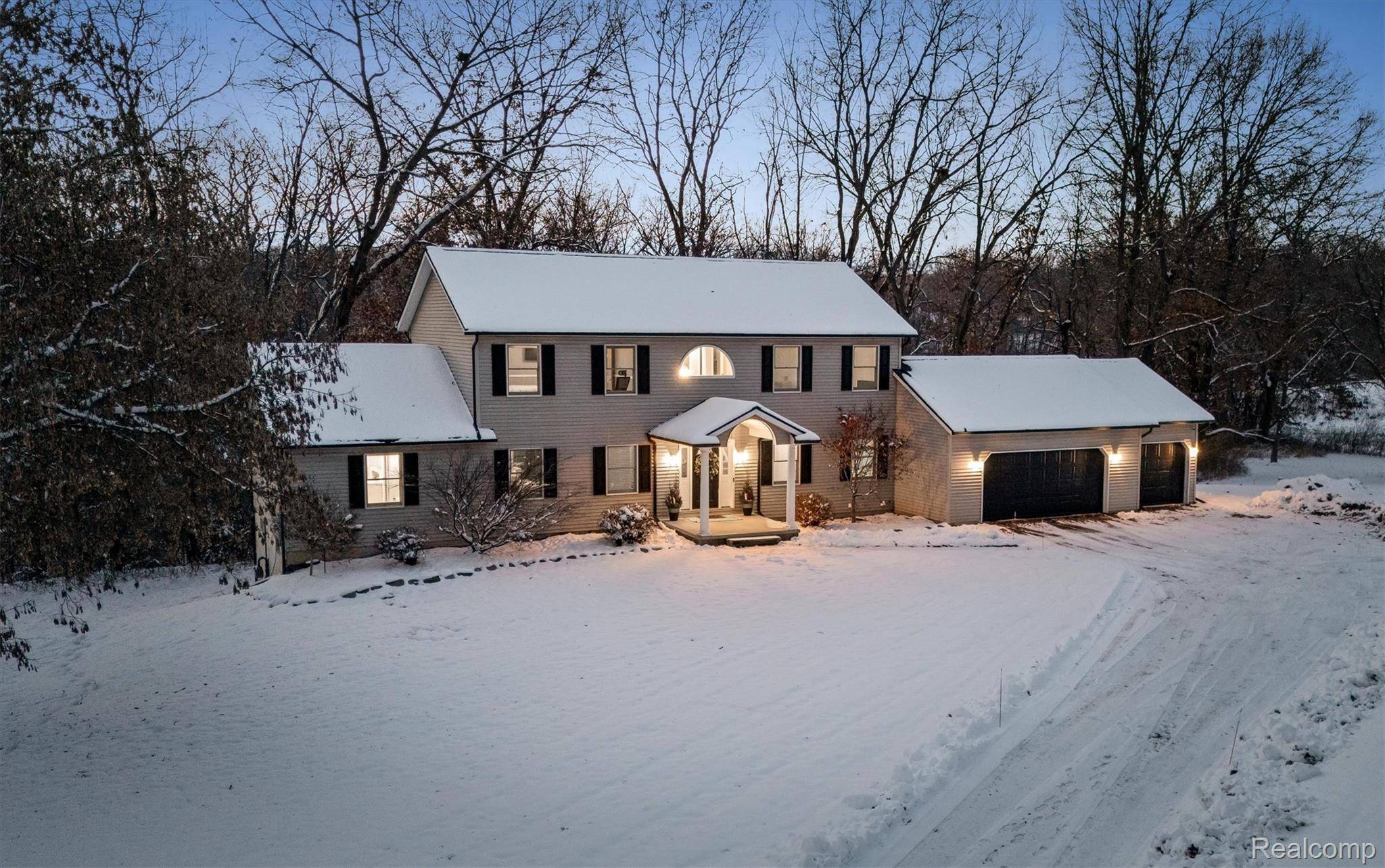 Brighton, MI 48114,8301 Hyne RD