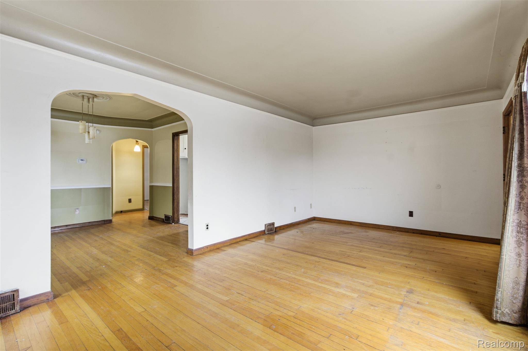 Detroit, MI 48227,11406 Strathmoor ST