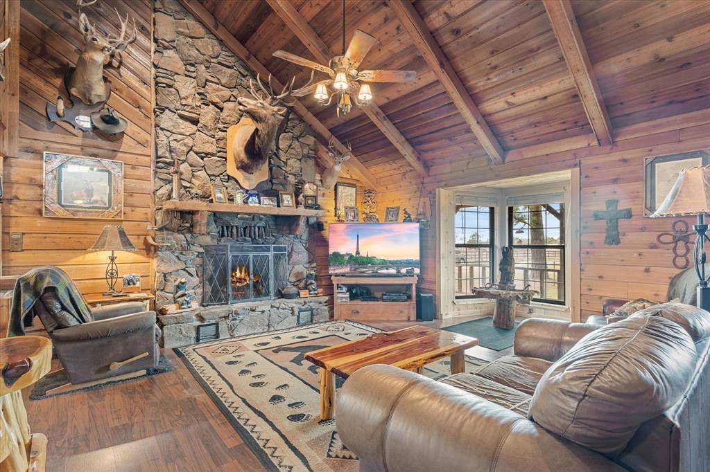 Collinsville, TX 76233,26982 Fm 902