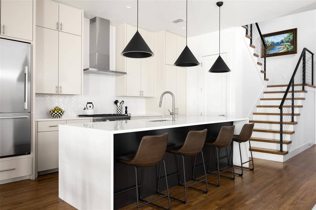 Dallas, TX 75204,4511 Weldon Street