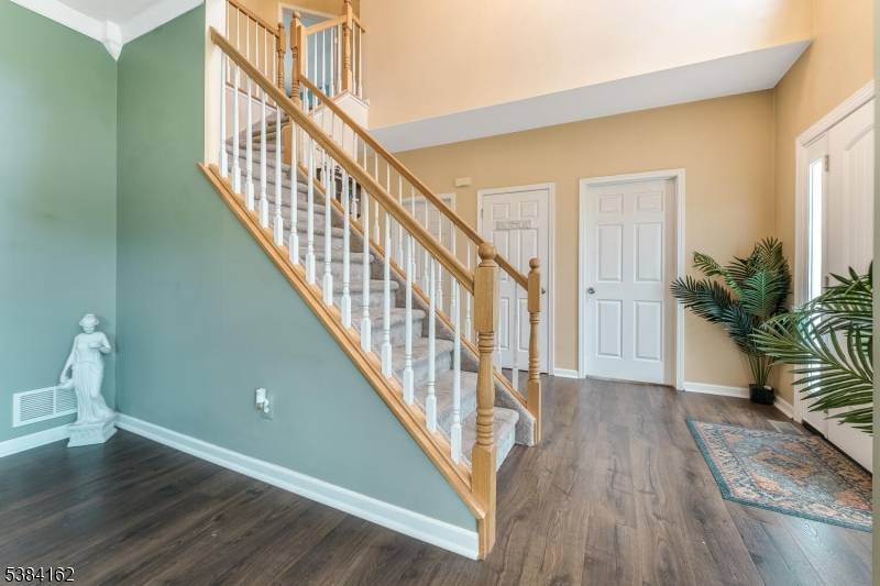 Oxford Twp., NJ 07863,21 Olde Forge