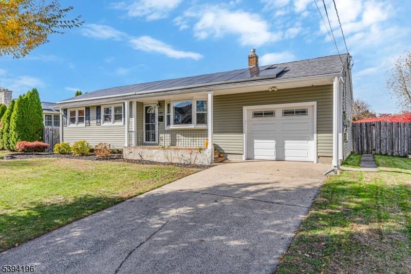 Manville Boro, NJ 08835,183 E Camplain Rd