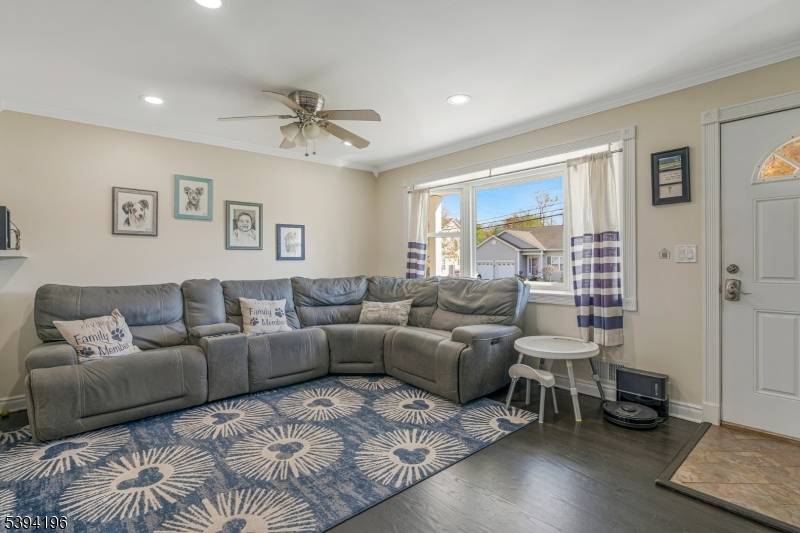 Manville Boro, NJ 08835,183 E Camplain Rd