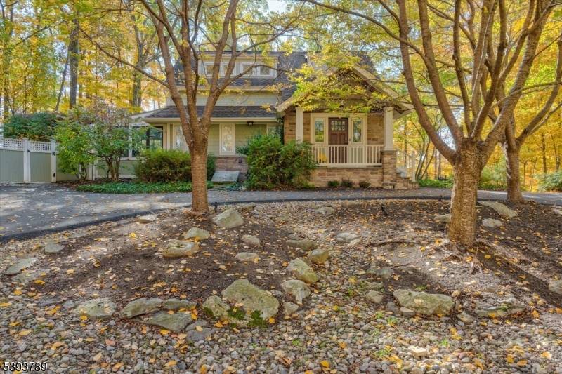 Mendham Twp., NJ 07960,47 Woodland Rd