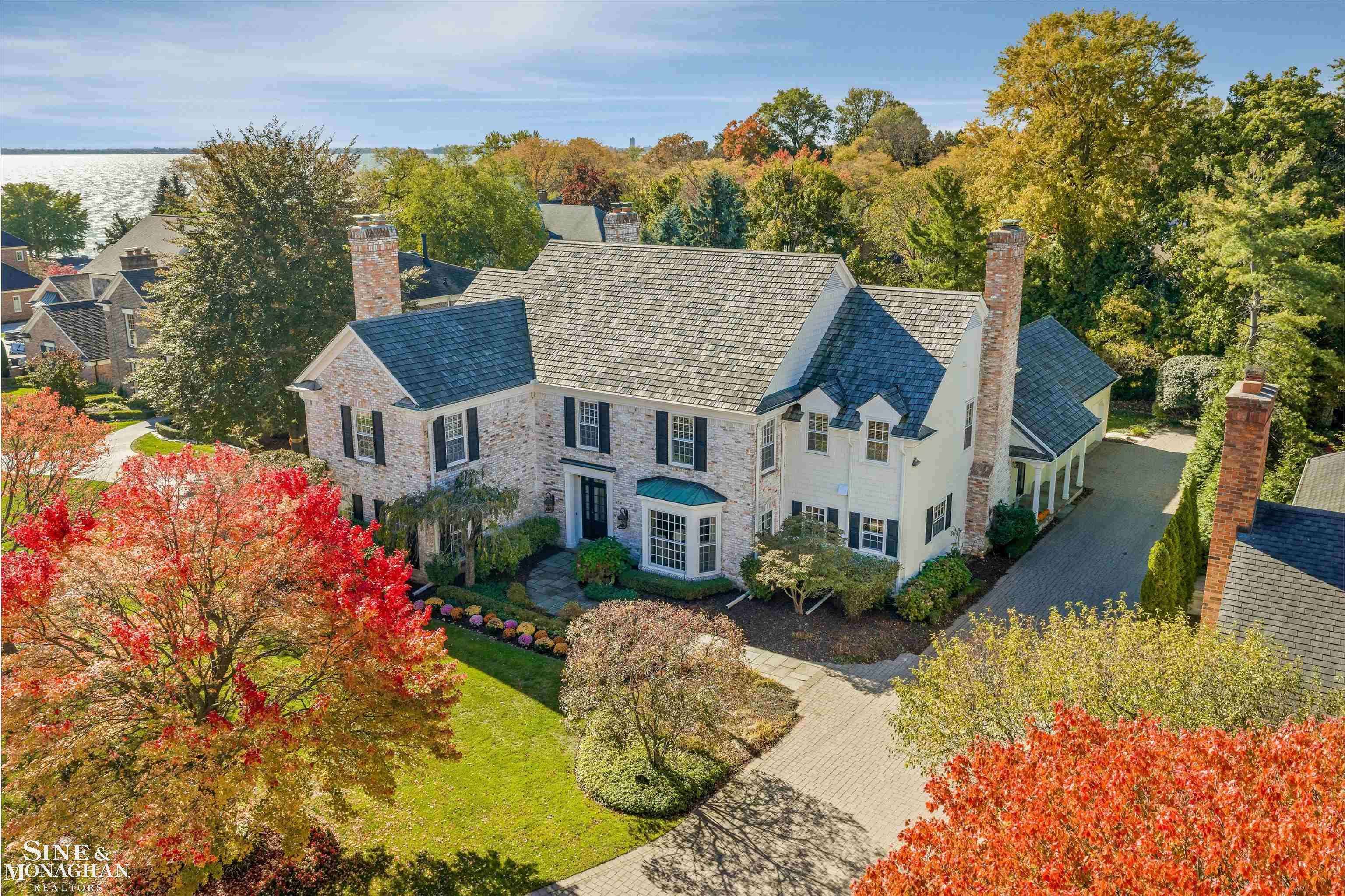 Grosse Pointe, MI 48230,11 Dodge Place PL